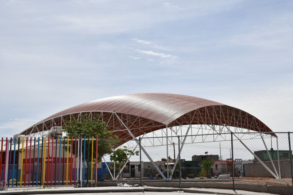  Construye Obras Públicas domos en jardines de niños del suroriente