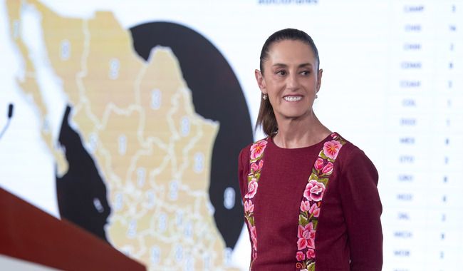 En la Transformación se construirán 16 mil 543 camas nuevas de hospital; 80% más que los últimos dos sexenios neoliberales: Presidenta